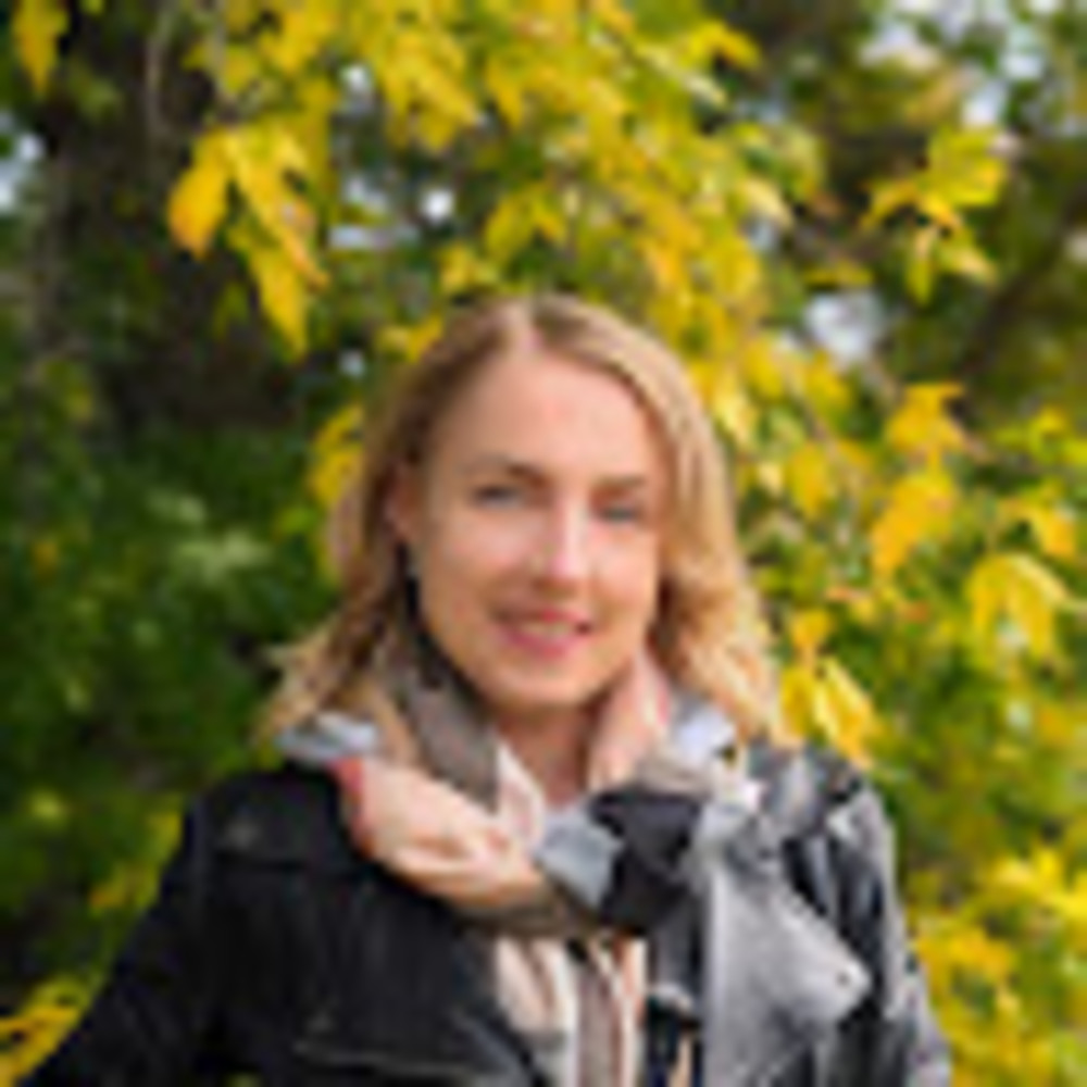 Meet your Posher, Eugenia